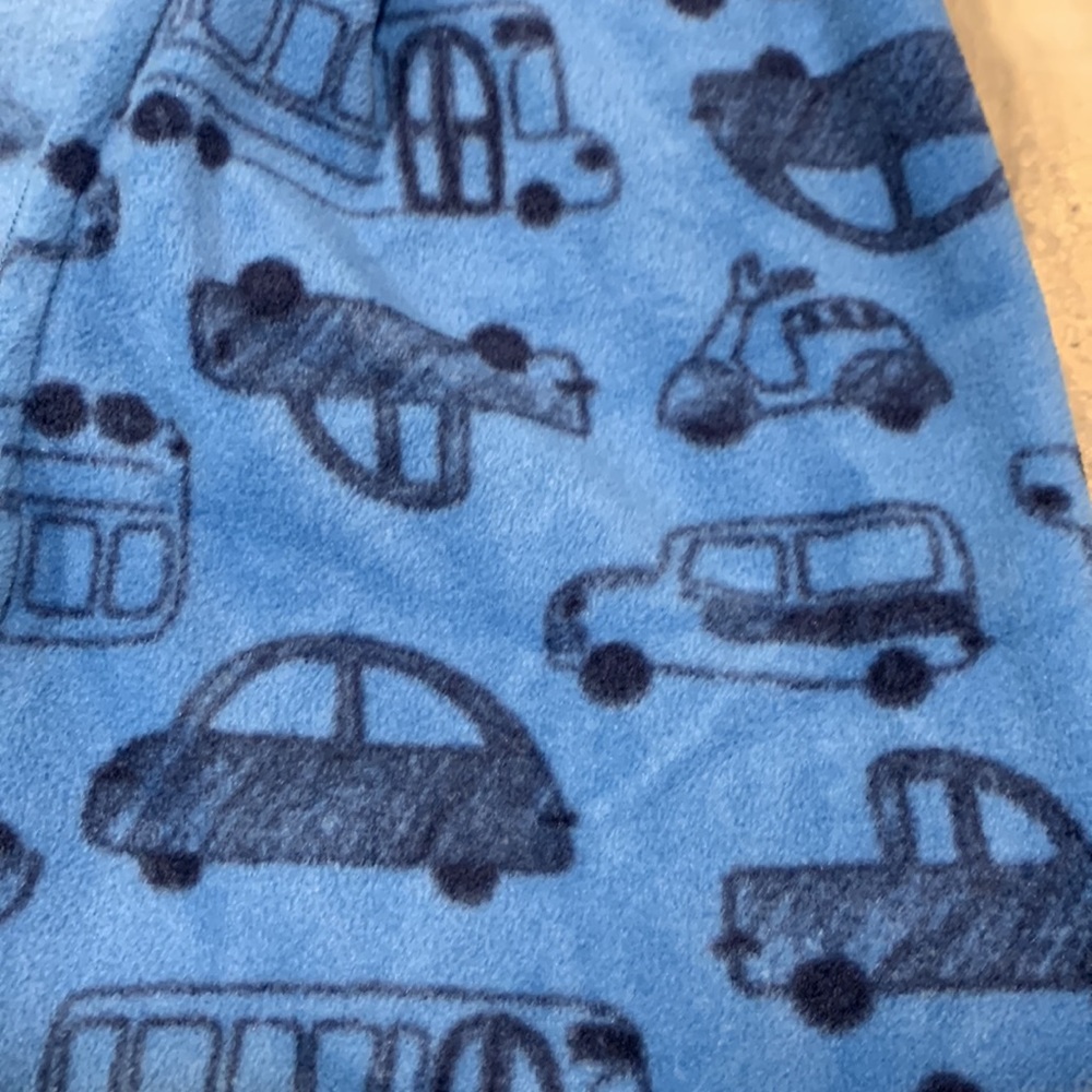 Carter’s 2T footie pajama - Picture 5 of 5